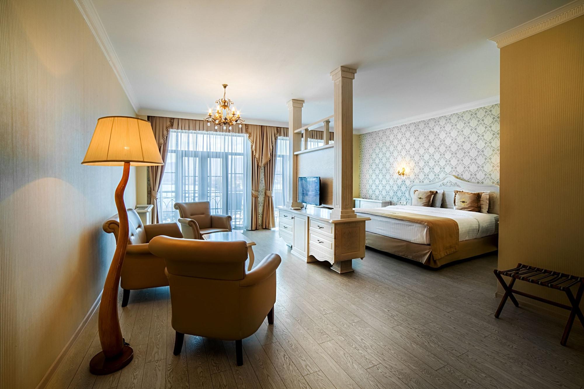 The Admiral Hotel Batumi Exterior foto